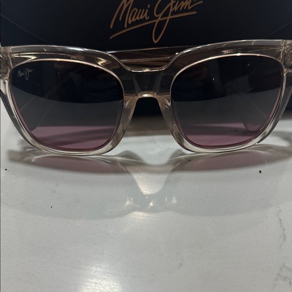 Maui Jim RARE find Transparent (light pink hue) and light purple/pink
